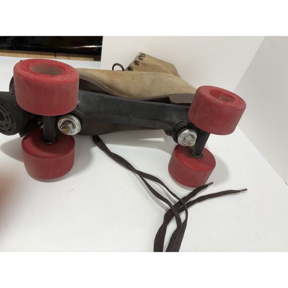 Vintage Variflex Brown Leather Suede Roller Skates Size 10 D 4 Wheels - Picture 7 of 14